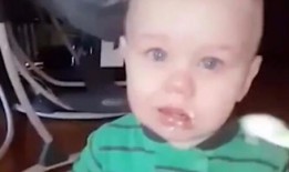 娃娃搞笑视频,童言无忌，欢乐满溢