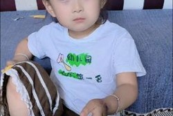 娃娃搞笑视频,童言无忌，欢乐满溢